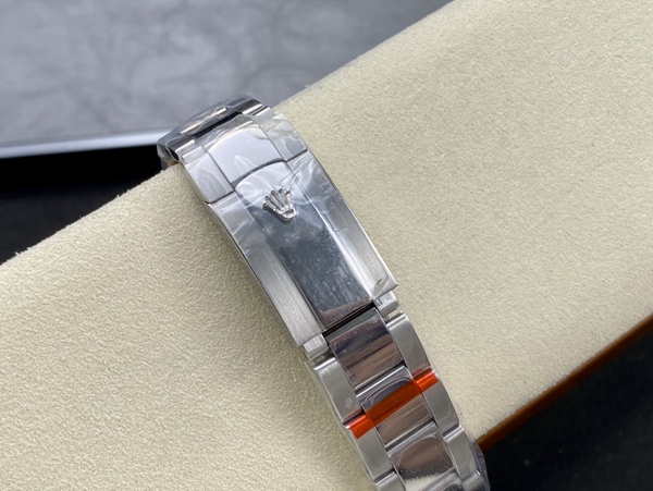 激安ロレックス着用イメージ